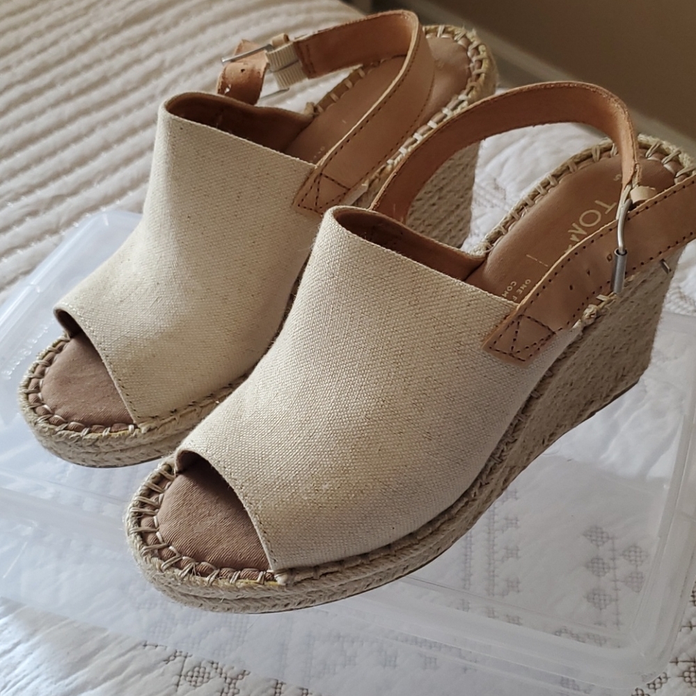 Tom's espadrilles